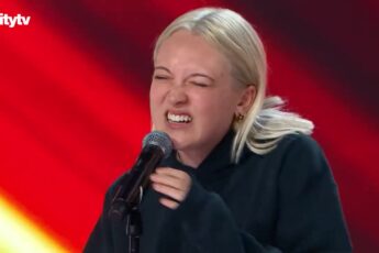Howie Heard Her Singing Outside and Pulled the Busker Straight Onto the Stage