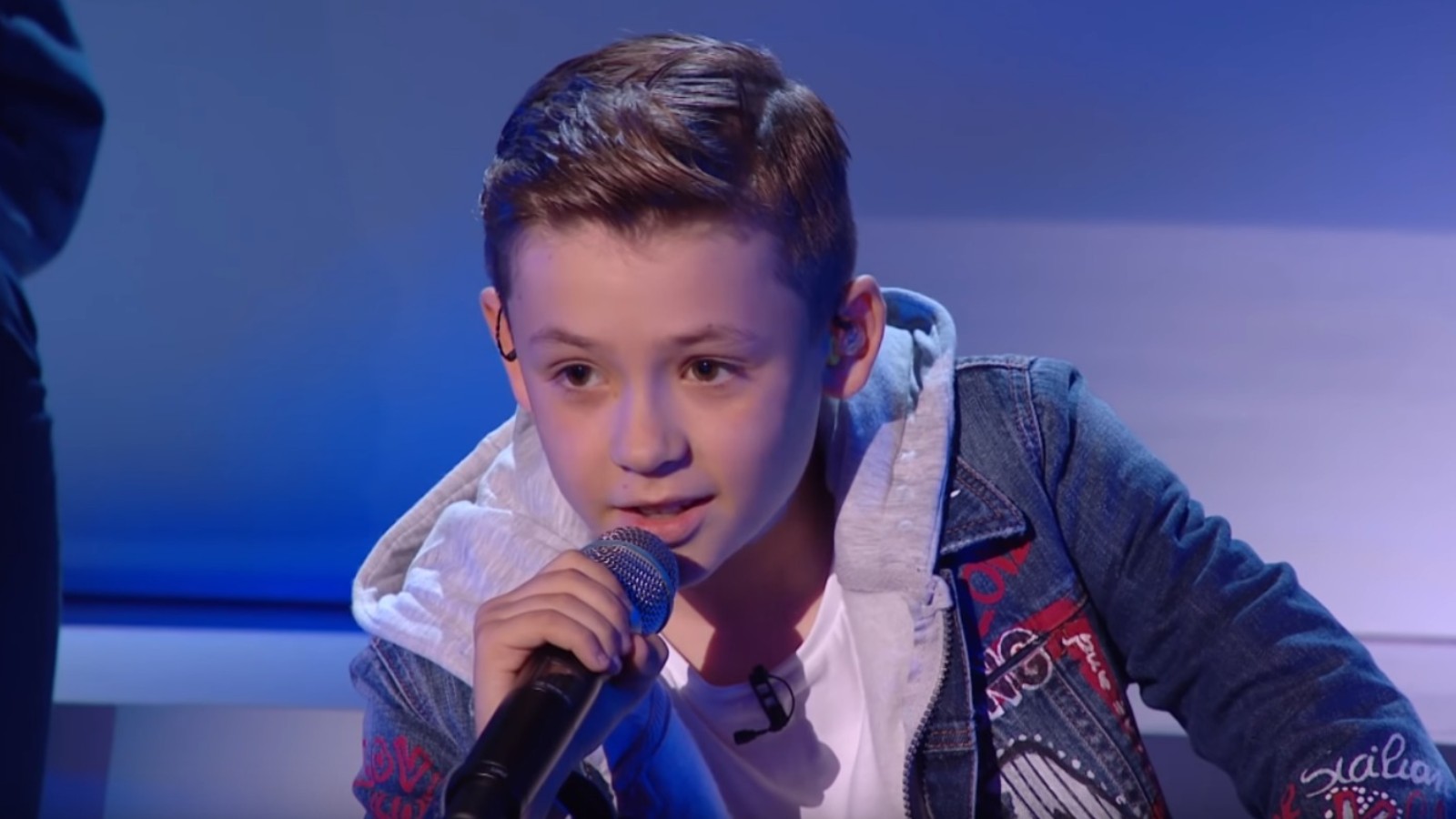 Young singer Calum Courtney