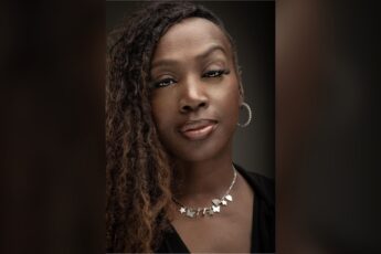 Dee Dee Simon singer portrait